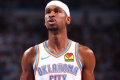 球員對SGA哨子感到沮喪？芬奇：是的，但賽前我們已經(jīng)討論過這個問題。