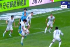 裁判與VAR判罰無(wú)誤，足協(xié)明確：劉誠(chéng)宇手臂自然位置不構(gòu)成犯規(guī)