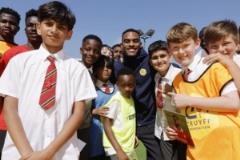 赫拉芬貝赫在利物浦揭幕第二座克魯伊夫球場