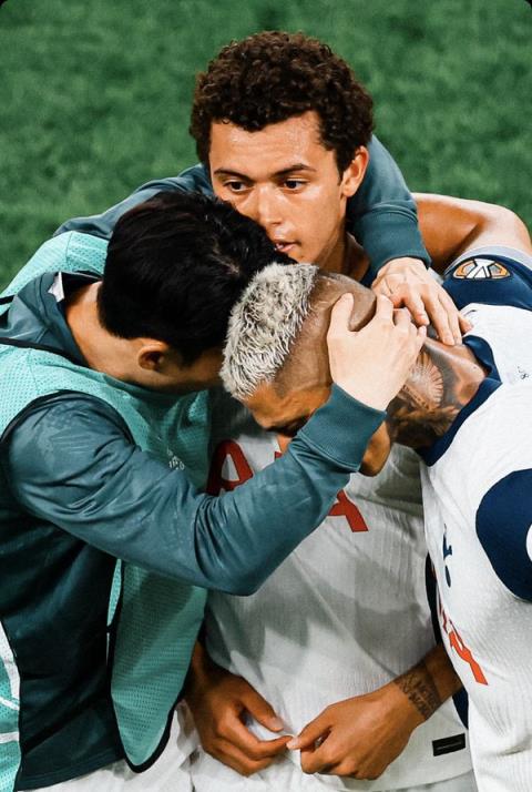 孫興慜終于奪得職業(yè)生涯首個冠軍，無需羨慕凱恩