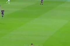 太優(yōu)雅了！莫德里奇這球秀得對手頭皮發(fā)麻