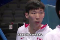 孫興慜母親罕見現(xiàn)身！母子擁抱慶祝