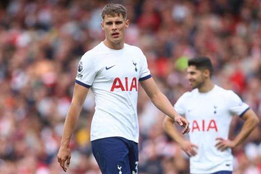 范德文飛身救險(xiǎn)解圍：那一刻我不知道該怎么做，但最終成功化解危機(jī)