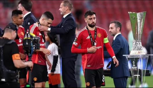 基恩怒斥曼聯(lián)：問題嚴(yán)重到?jīng)]有最差只有更差