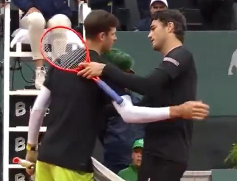 ATP250日內(nèi)瓦：頭號(hào)種子弗里茨遭胡爾卡奇逆轉(zhuǎn)，無(wú)緣四強(qiáng)