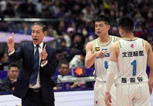 許利民帶隊(duì)出征全運(yùn)會(huì) 周琦代表四川參賽