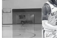 新老對(duì)決！此前訓(xùn)練營(yíng)KD，杰倫格林和切特一起打球！