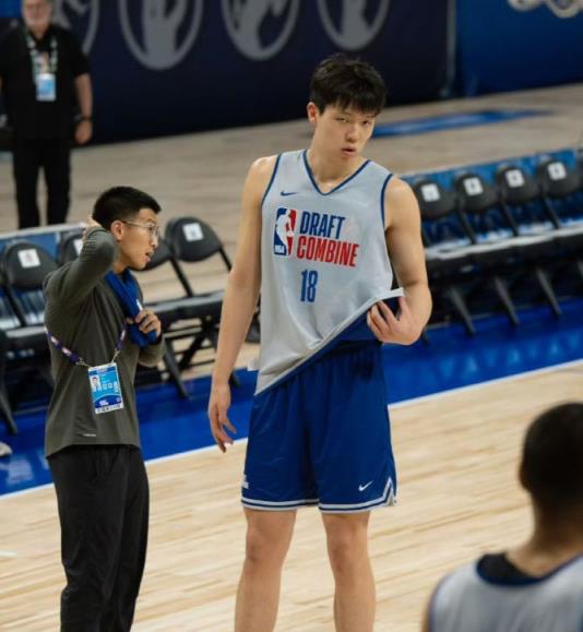 美媒模擬選秀楊瀚森排名更新：最低49最高22 籃網(wǎng)湖人皆有意