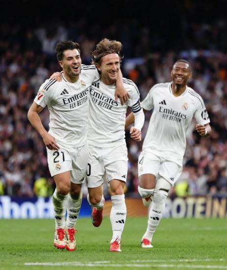 卜拉欣致敬魔笛：你給予我的關(guān)愛與尊重，我將永志不忘