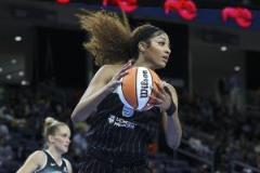 自由人創(chuàng)紀錄19分大勝天空 里斯全場8中0遭連續(xù)帽