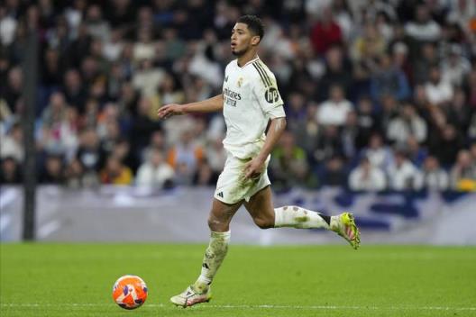 泰晤士：圖赫爾仍計劃征召貝林厄姆，盡管他夏天接受了肩部手術(shù)