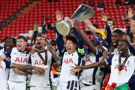 熱刺奪冠后徹夜狂歡，球員改歌詞譏諷馬奎爾