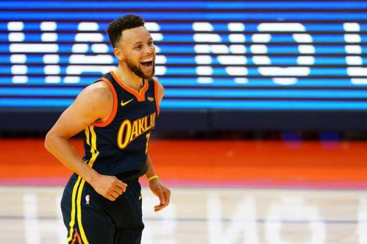 MVP領銜奪冠有多難？近10年僅庫里達成，21世紀僅4人實現(xiàn)