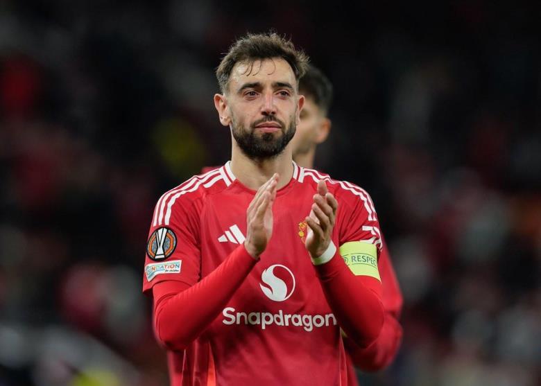 天空體育：利雅得新月有意簽下B費，但簽約進(jìn)展仍待觀察