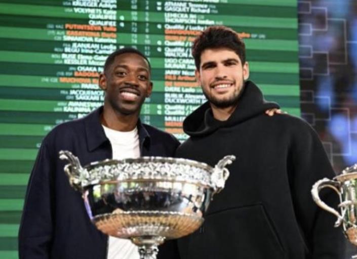 登貝萊：巴黎本賽季心態(tài)大變，有望創(chuàng)造歷史