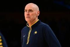 卡萊爾：尼克斯展現(xiàn)頑強(qiáng)斗志，關(guān)鍵在于掌控籃板