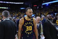 庫里生涯11次最佳陣容：4次一陣、5次二陣、2次三陣