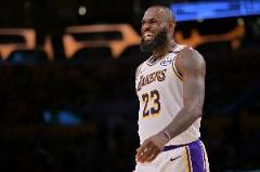 詹姆斯最佳陣容總得分289分位列NBA第七，二陣僅遜于愛德華茲