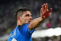 那不勒斯隊(duì)史兩位阿根廷球員助力球隊(duì)奪得意甲冠軍：馬拉多納與小西蒙尼