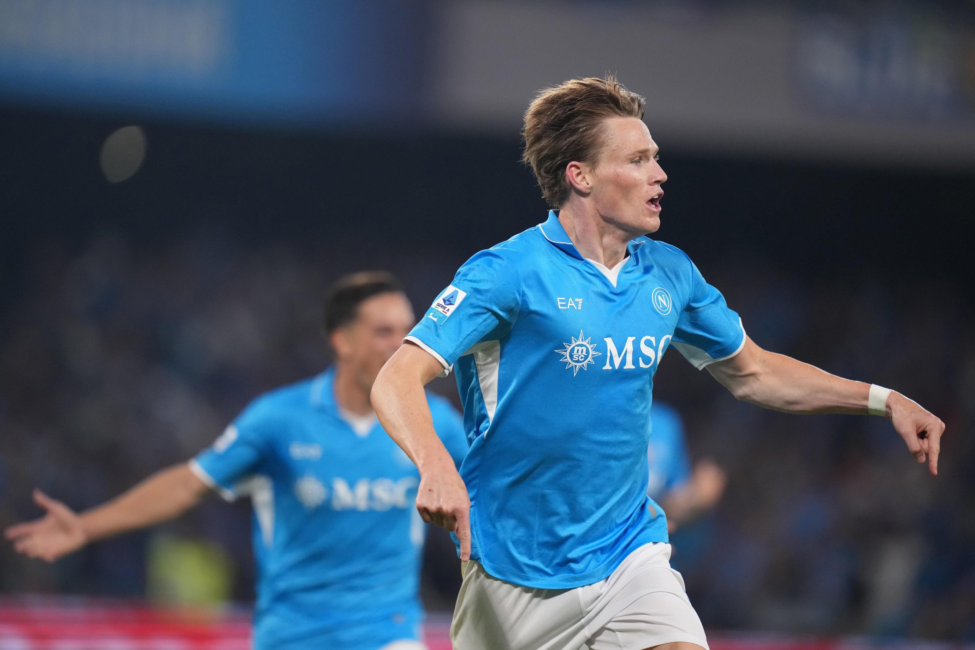 麥克托米奈意甲本賽季8次首開記錄居中場球員首位