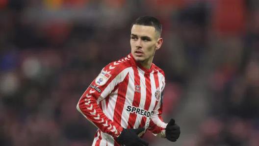 勒菲：拉涅利希望羅馬更強(qiáng)，我選擇留在桑德蘭