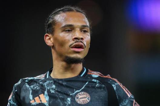 薩內(nèi)獲多家俱樂(lè)部邀約，或赴倫敦發(fā)展，拜仁續(xù)約可能性存