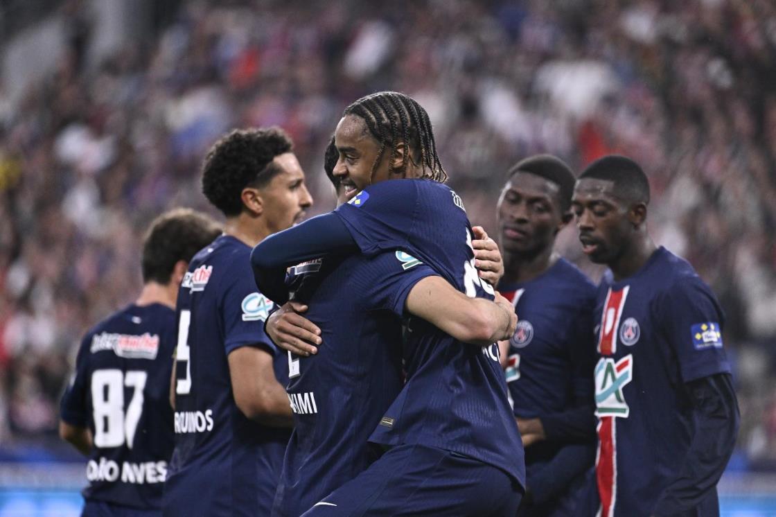 決賽在即！巴黎贏球?qū)㈡i定本賽季三冠王頭銜