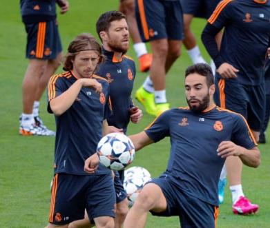 從隊(duì)友到教練，皇馬陣中與阿隆索曾是隊(duì)友的有卡瓦哈爾和莫德里奇