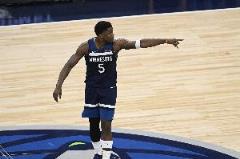 愛德華茲：雷霆是NBA最強大的競爭者，戰(zhàn)勝他們將極具挑戰(zhàn)性