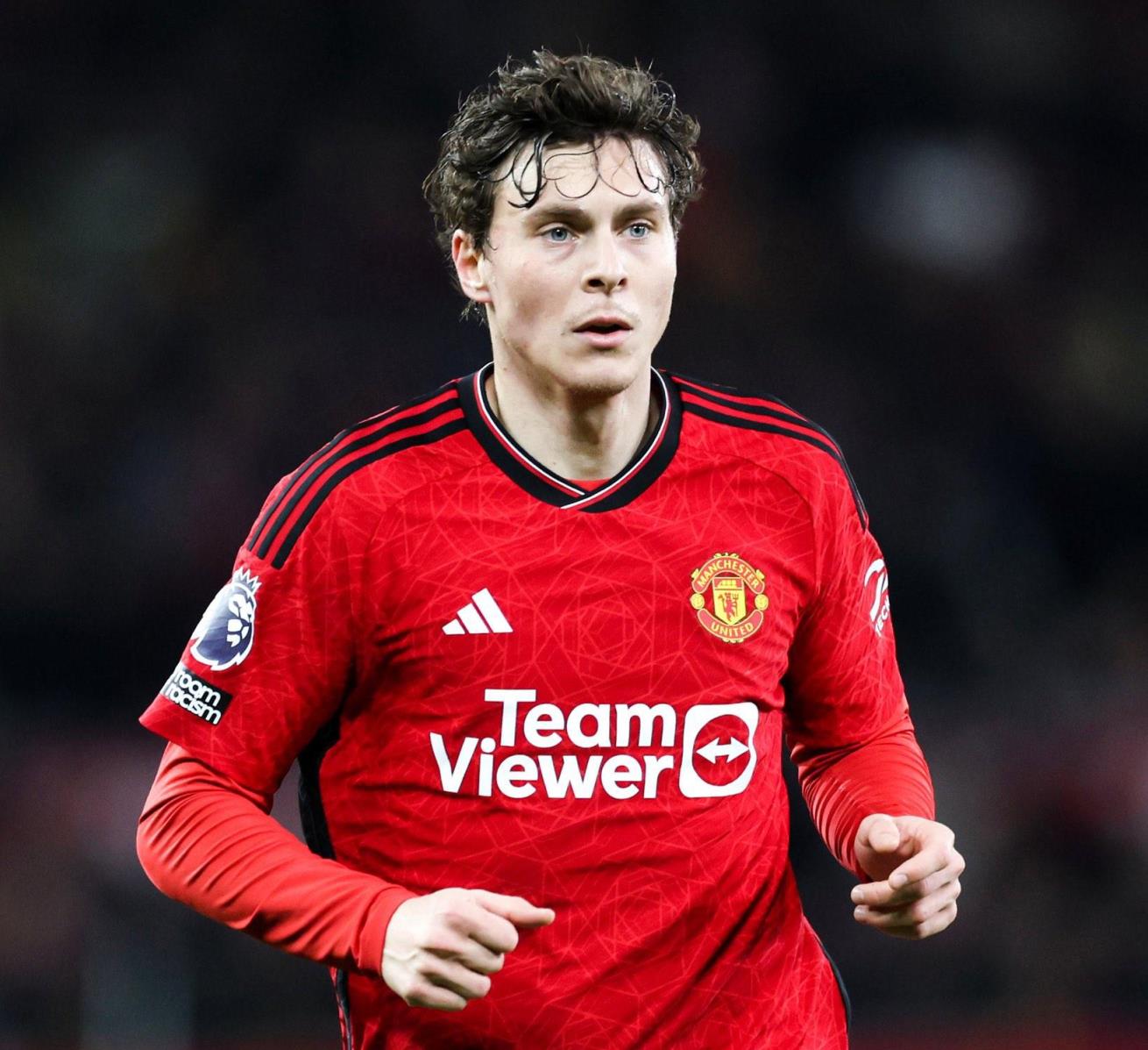 羅馬諾：林德洛夫本賽季后將自由身離隊曼聯(lián)