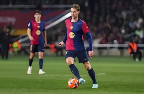 德容續(xù)約巴薩或需減薪，高額報價或引其轉(zhuǎn)會