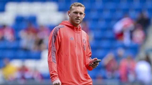 圖片報：埃因霍溫領跑，多家俱樂部欲簽下佩雷茨