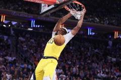 特納上半場(chǎng)高效表現(xiàn)，5投4中貢獻(xiàn)9分2籃板1蓋帽正負(fù)值+8