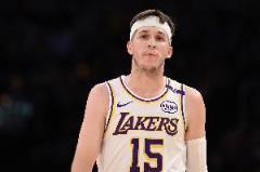 湖媒：里夫斯新合同年薪將超3000萬 湖人僅能提供4年8920萬