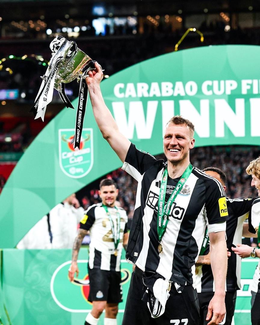 丹-伯恩盛贊伊薩克：他是當(dāng)今足壇最杰出的前鋒之一，我不會(huì)成為過(guò)渡性引援