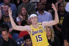 里夫斯經(jīng)紀(jì)人回應(yīng)交易流言：未來充滿不確定性