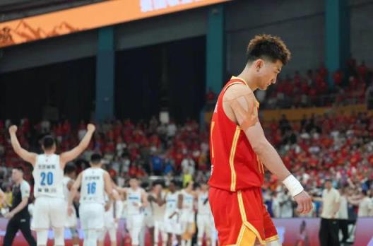 孫銘徽：G5賽后踢球確實(shí)崩潰了，那場(chǎng)比賽太想贏