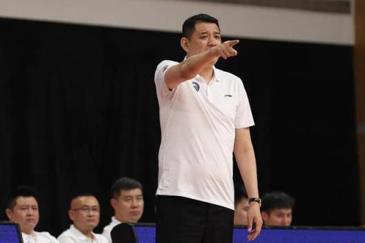 今天16點(diǎn)！山東對(duì)陣四川，鞏曉彬率隊(duì)出戰(zhàn)，攜手管子煜沖擊首勝