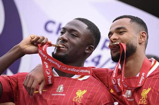 德天空：拜仁欲簽下加克波，埃貝爾是其忠實粉絲