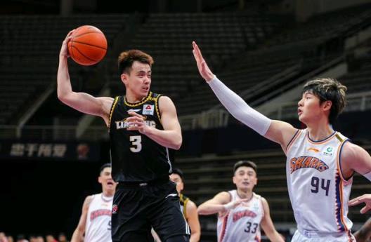 CBA今夏7人頂薪到期，5人留隊(duì)已定，2人或遭清洗