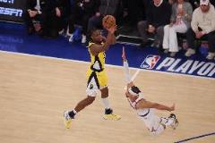 內(nèi)史密斯右腳踝仍痛 布倫森主防步行者關(guān)鍵悍將三分54%