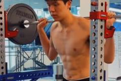 瀚森赴美日記：5月27日日常訓(xùn)練，8塊腹肌顯眼！