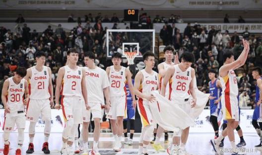中國男籃面臨挑戰(zhàn)，歸化球員遇阻，強敵補強，亞洲杯奪冠前景堪憂