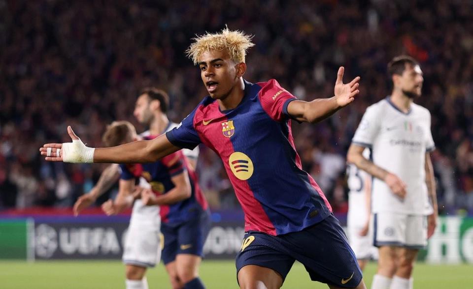 斯基拉：亞馬爾續(xù)約年薪900萬歐 將于7月改穿巴薩10號球衣