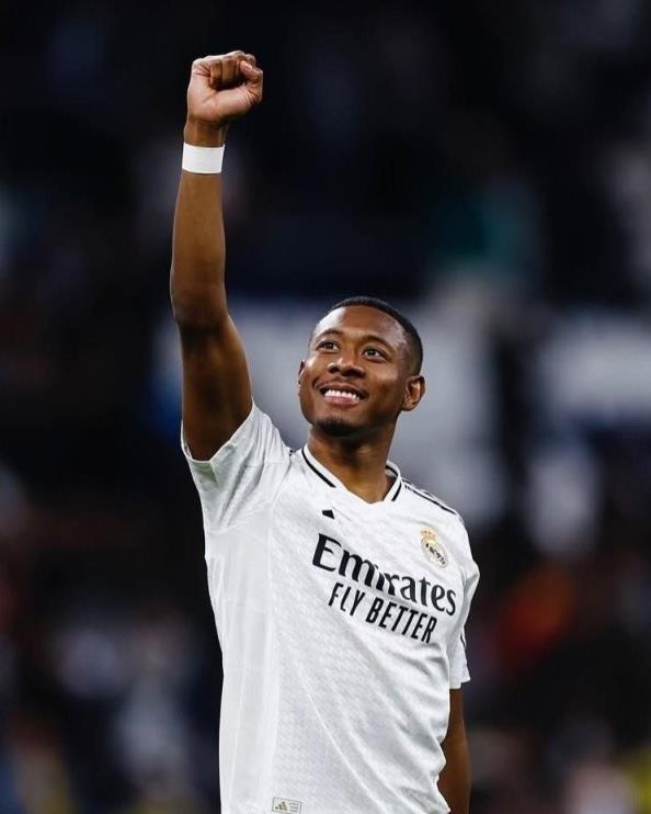 沙特有意簽下阿拉巴，球員將與阿隆索會談后再做決定